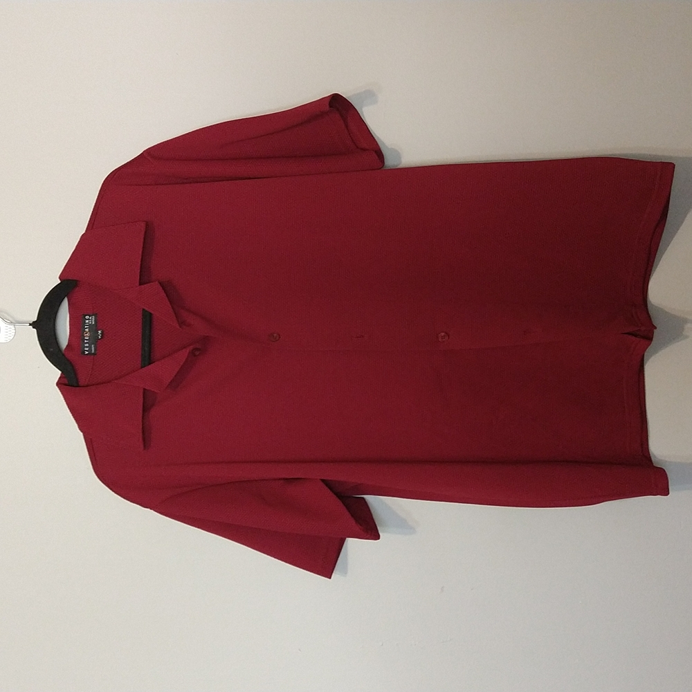 Burgundy short sleeves button up